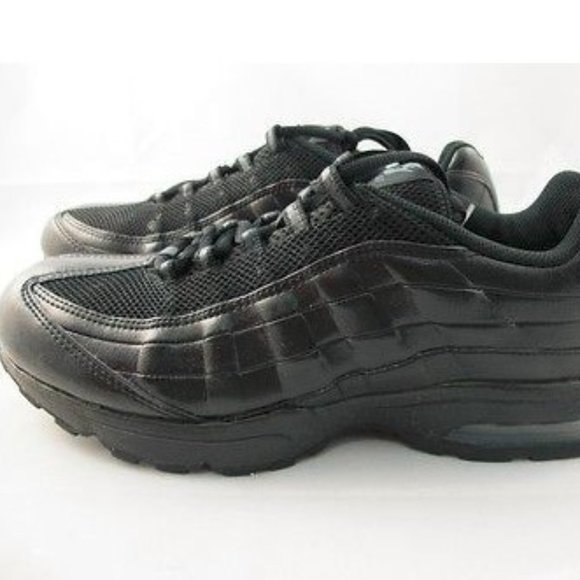Women's Nike Air Max 95 - Picture 1 of 7